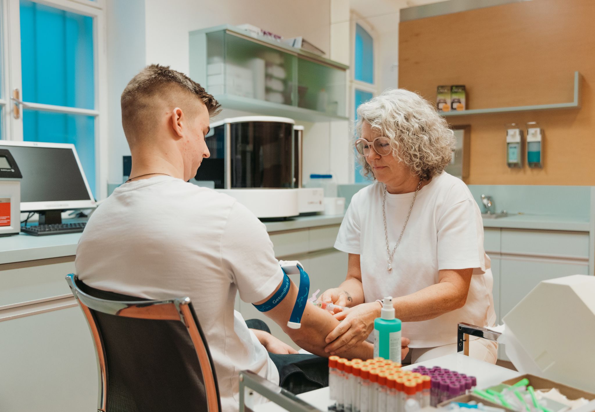 Entdecken Sie fortschrittliche Stoffwechseldiagnostik auf unserer Website, angeboten von Dr. Klaus Steiner und Spezialisten für personalisierte Gesundheitsanalysen und Wohlbefinden in Salzburg.